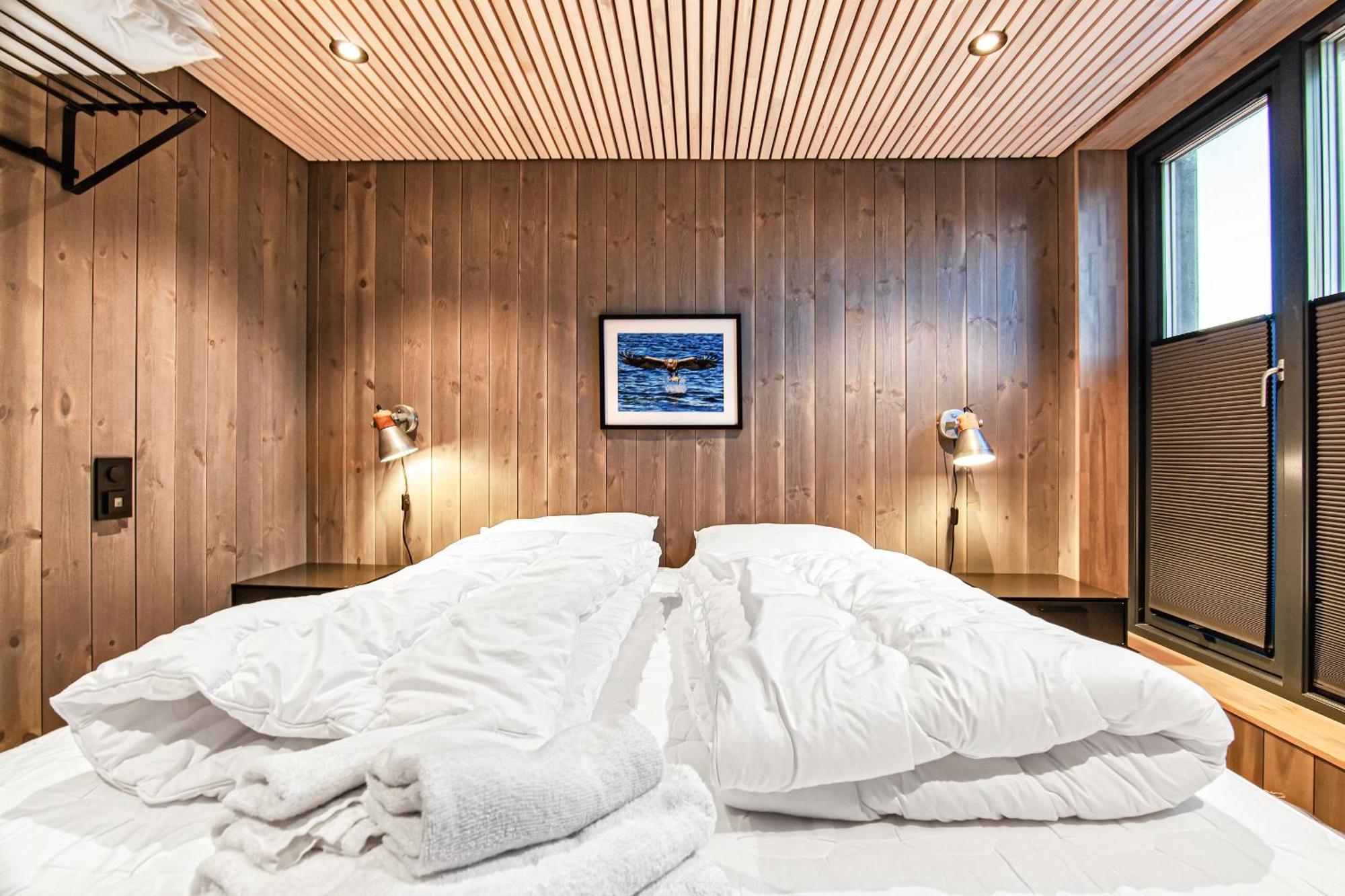 Rorbuleilighet Lysoysundet 1G Henningsvaer Exteriér fotografie